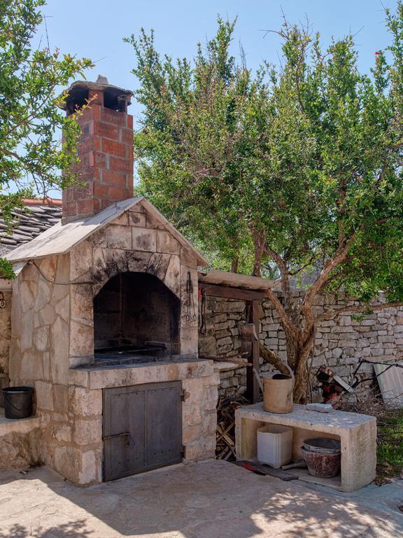 Holiday Home Rudina Stari Grad  Zimmer foto